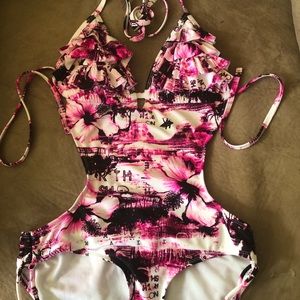 Monokini OP size 7-8 medium